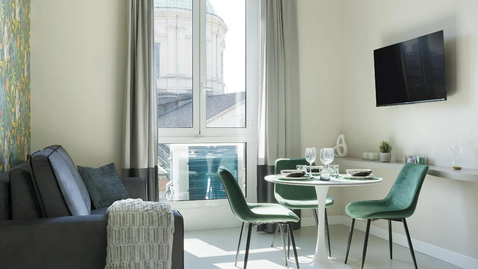 Hl Prestige - Duomo, Galleria Unione 3 Milan Italy